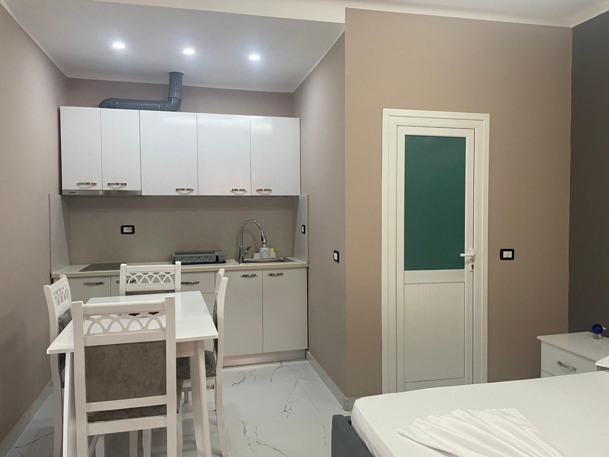 Vila Topi Vlorë Exterior foto